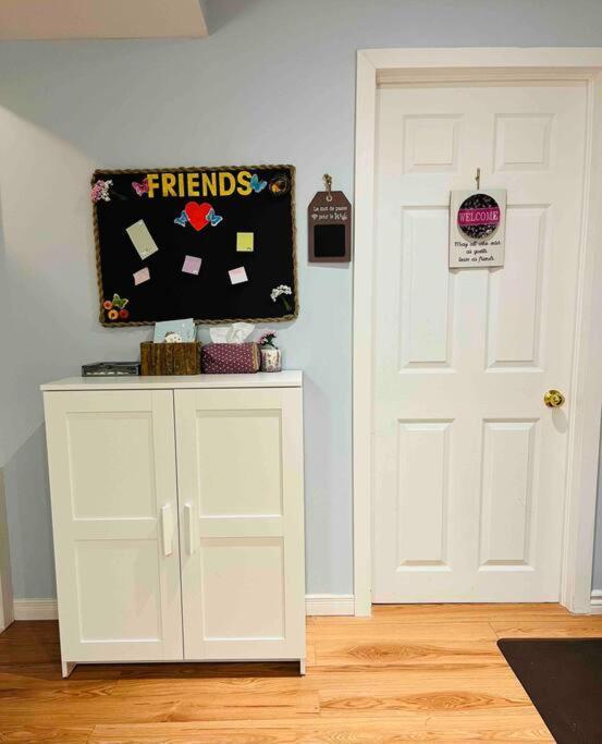 Emily'S Charming House Villa Brossard Bagian luar foto